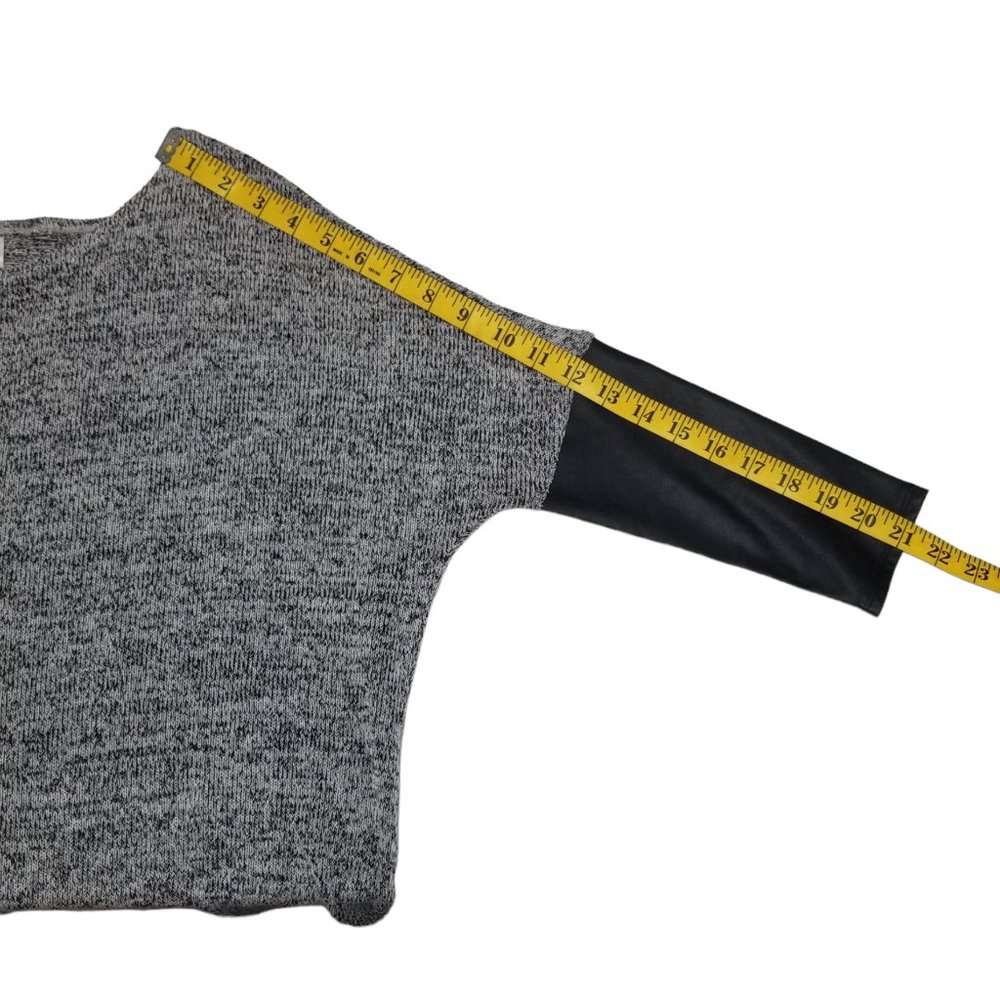 Divided by H&M Long Sleeve Top - Picture 11 of 14